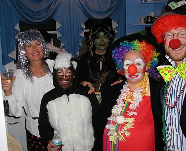 halloween costumes: glitter girl, skunk, medussa, clowns